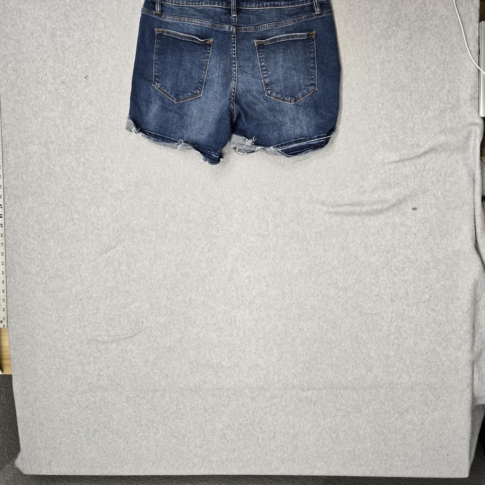 Vigoss Women Shorts 32 Blue Denim Jeans Harley Short Distressed 3" Inseam - Picture 13 of 14